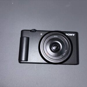 Sony ZV-1F Vlogging camera